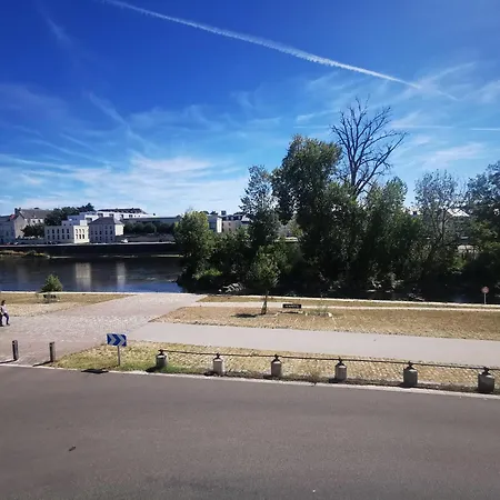 Au Bord De La Vienne Apartamento Châtellerault