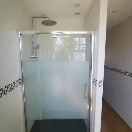 Appartement Au Bord De La Vienne *